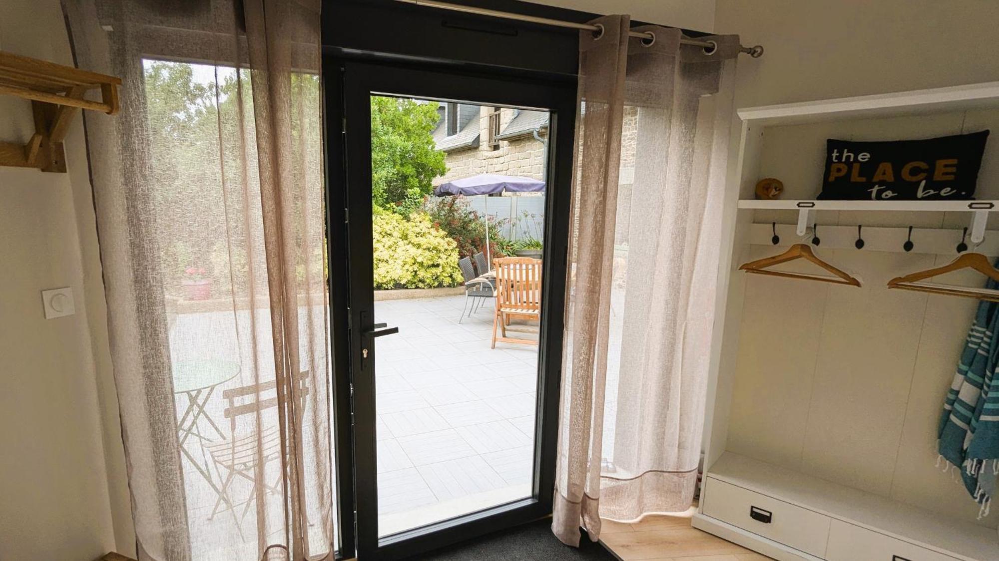 La Guesthouse - A Deux Pas Du Sentier Des Douaniers Pordic 客房 照片
